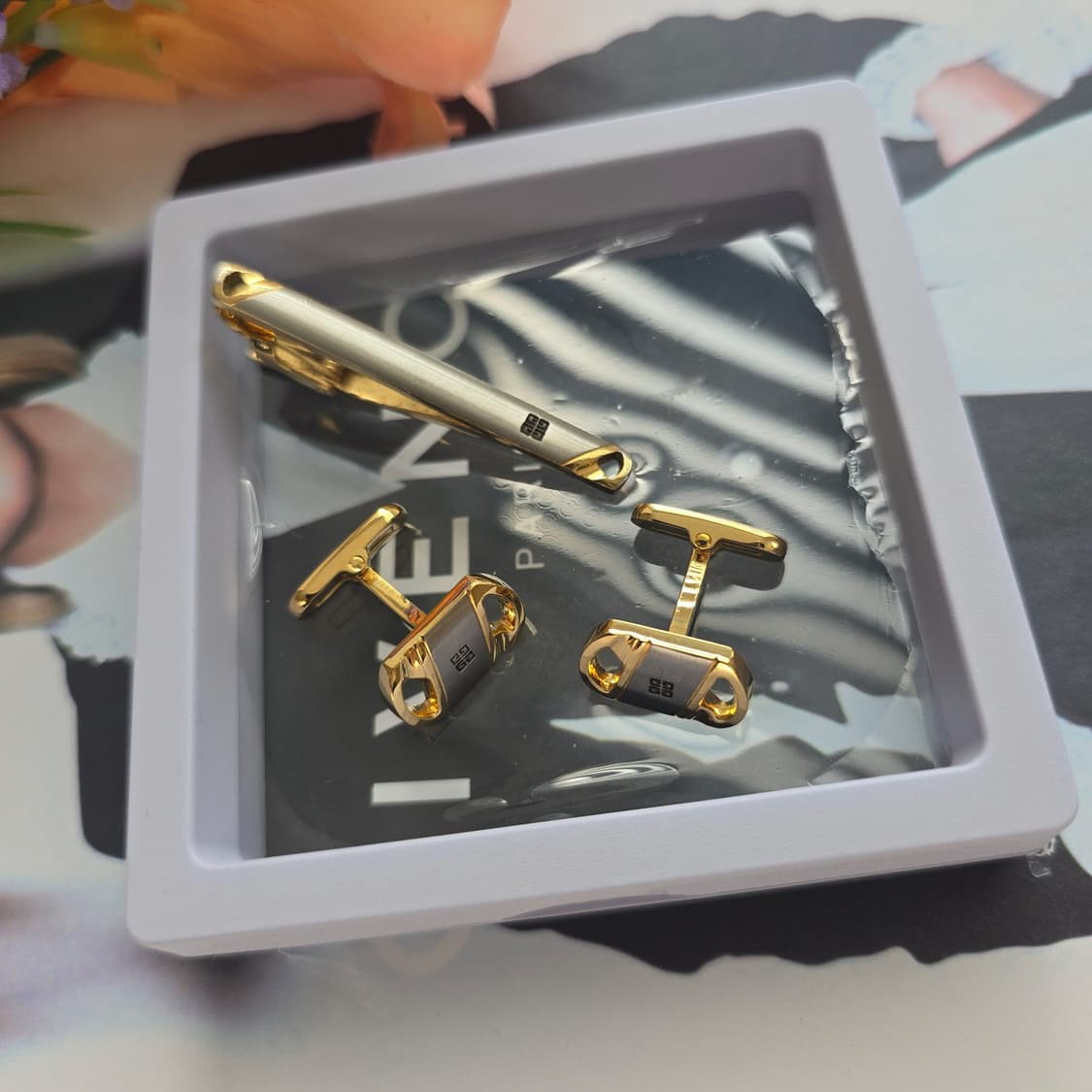 지방시 정품 명품 넥타이핀,커프스세트 5.7cm A+~A등급  J3
 상품이미지2