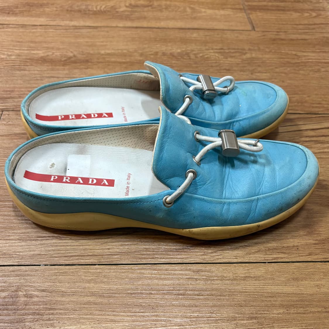 prada leather slip on 상품이미지2