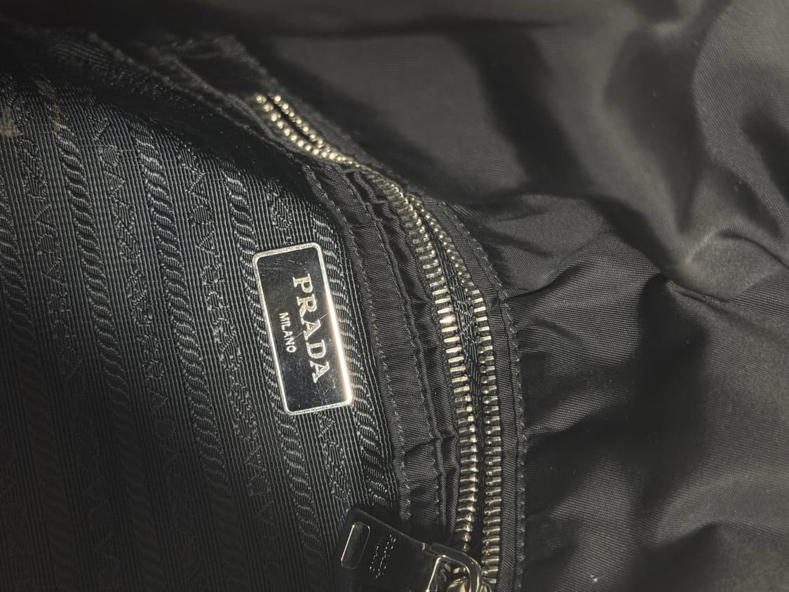 프라다 체인 숄더백 상품이미지4