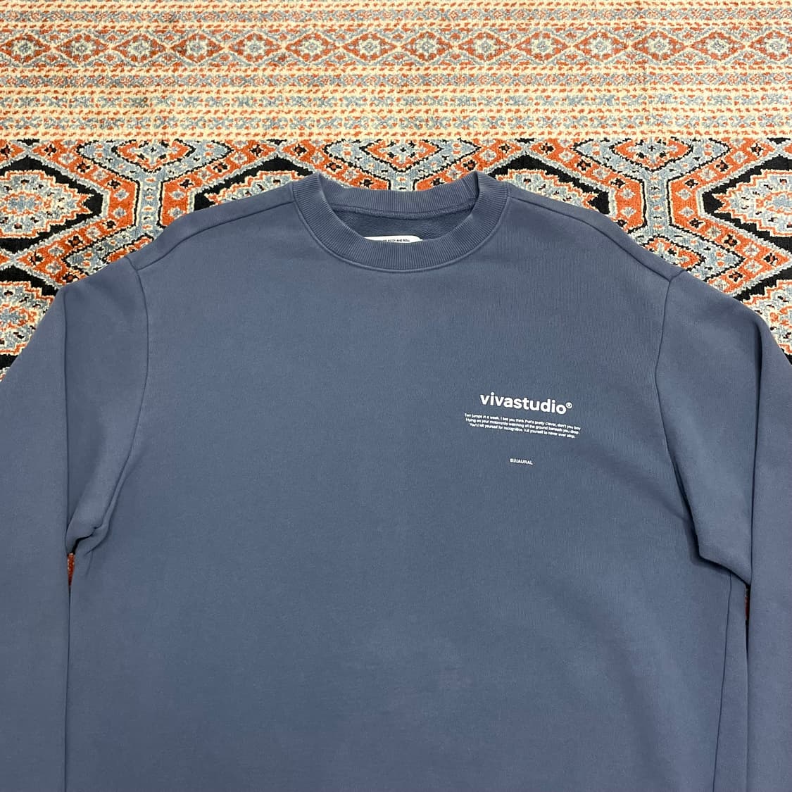 비바스튜디오 블루 맨투맨 여성S 상품이미지2