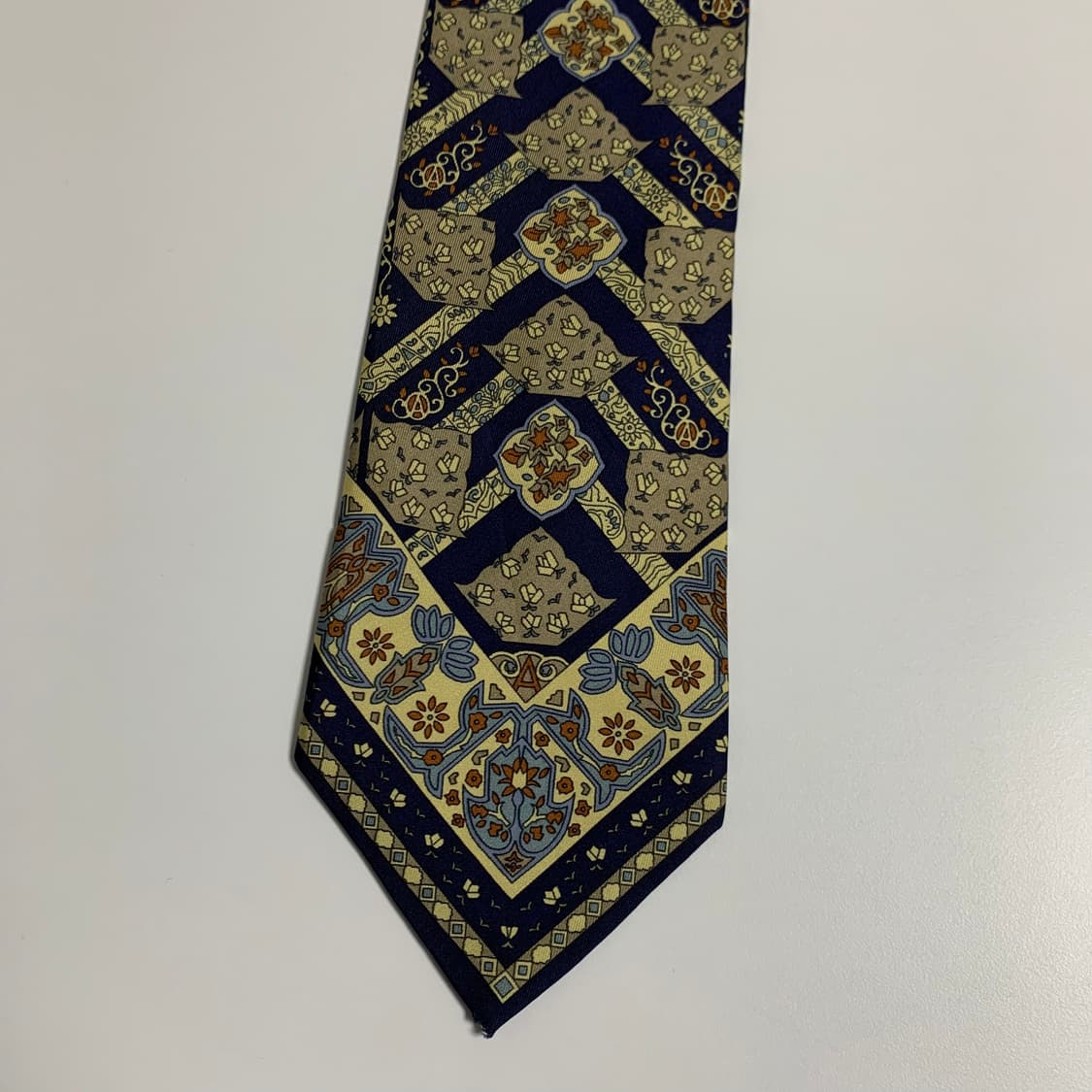 아르니스(Arnys) 고급 프랑스 100실크 명품넥타이 A-A+등급 상품이미지9