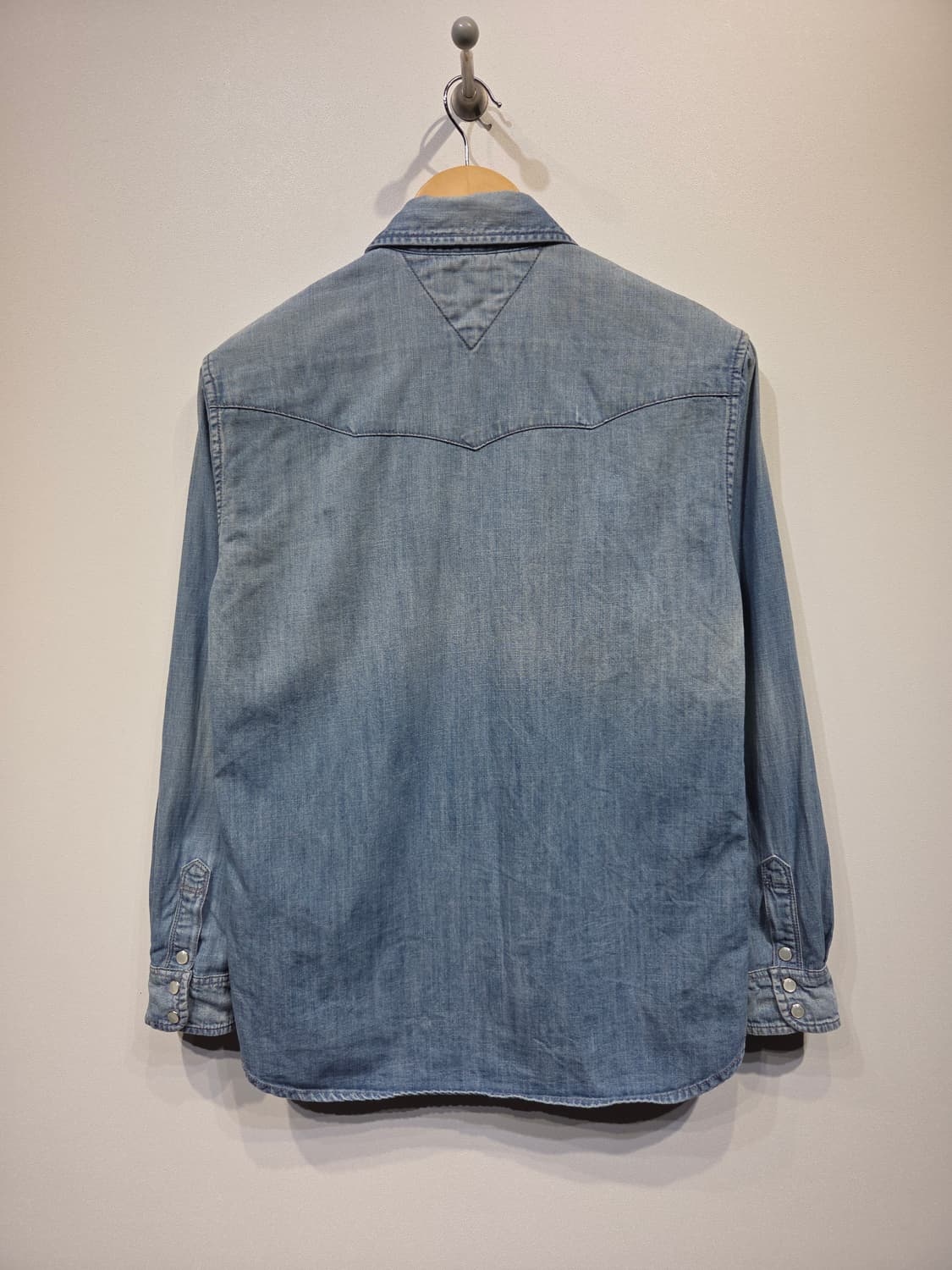 타미힐피거 웨스턴 워싱 데님 셔츠 청남방 상품이미지6