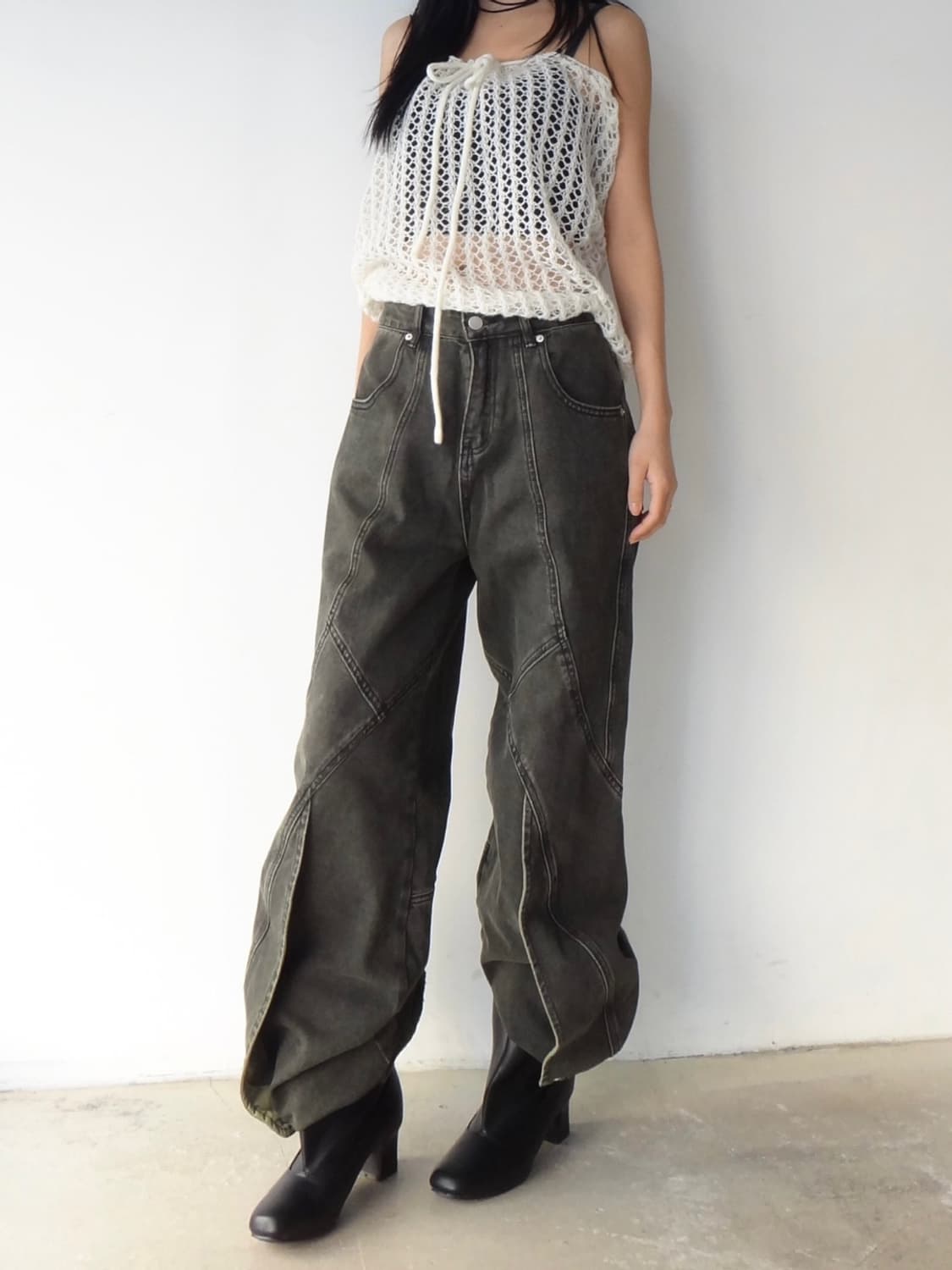 Curved variation stud pants  상품이미지4