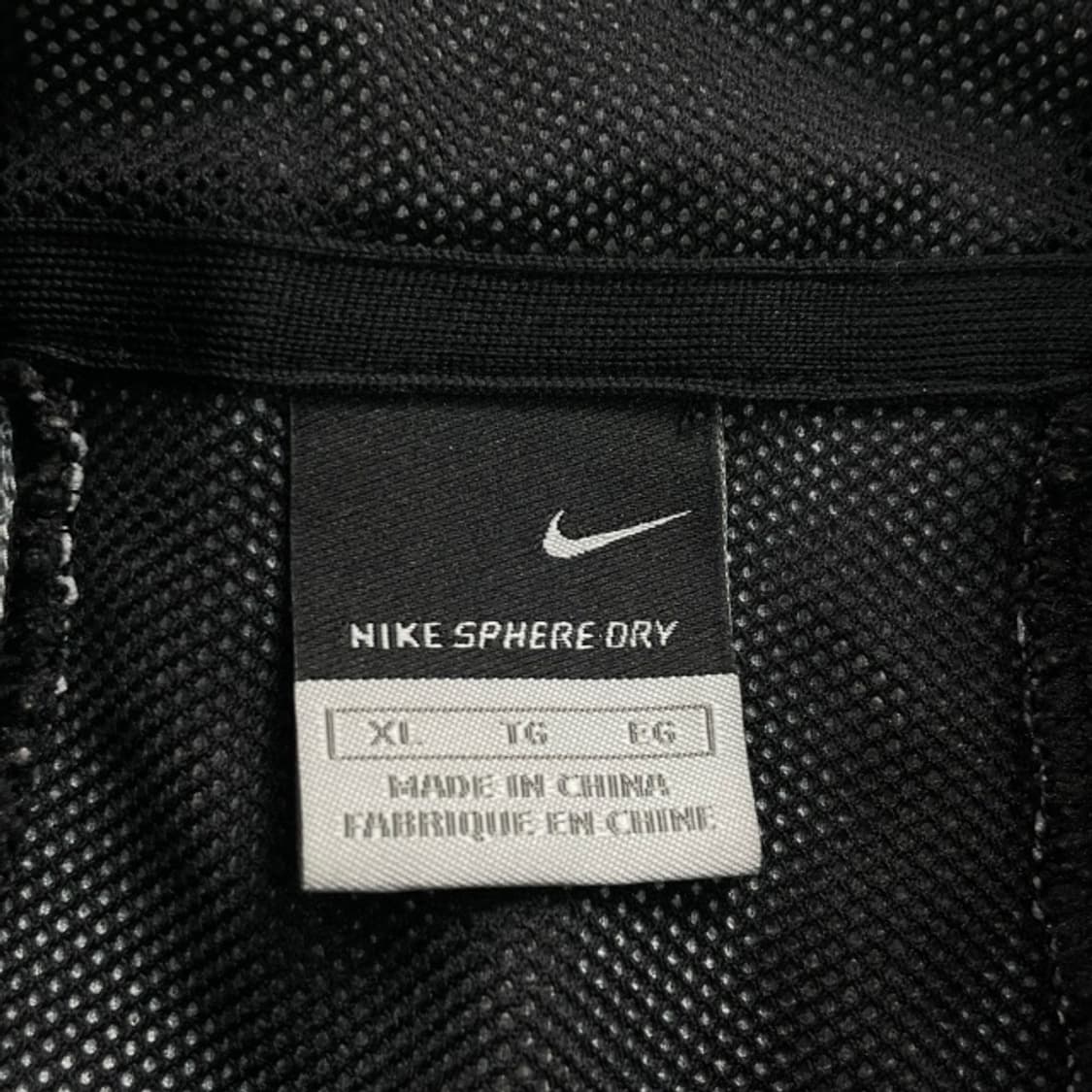 105 나이키 풀오버 롱슬리브 상품이미지3