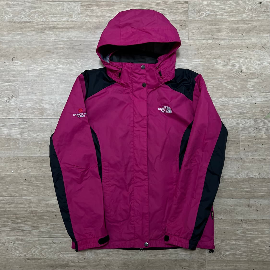 노스페이스 써밋 고어텍스 여성 스키복 보드복 스키점퍼 [핑크] M/95 상품이미지1