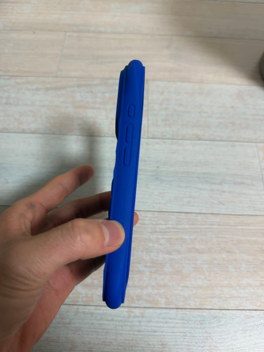 아이폰17프로 케이스티파이 무라카미 케이스 판매 상품이미지2