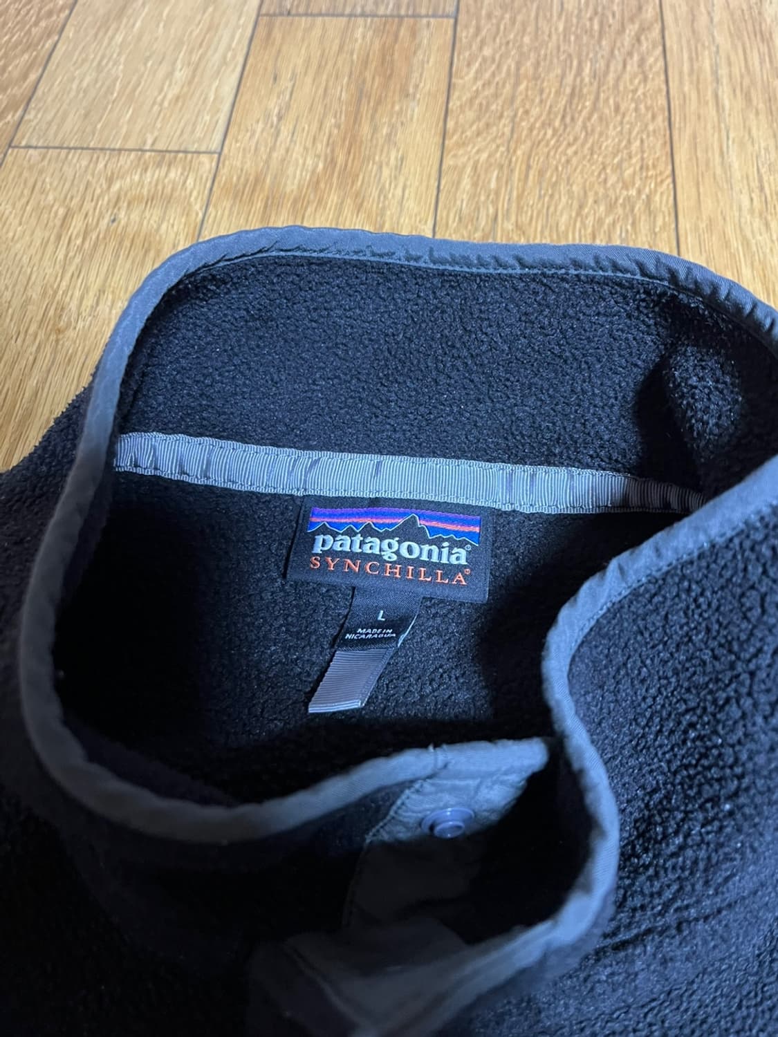 파타고니아 신칠라 헤비웨이트 블랙  상품이미지3