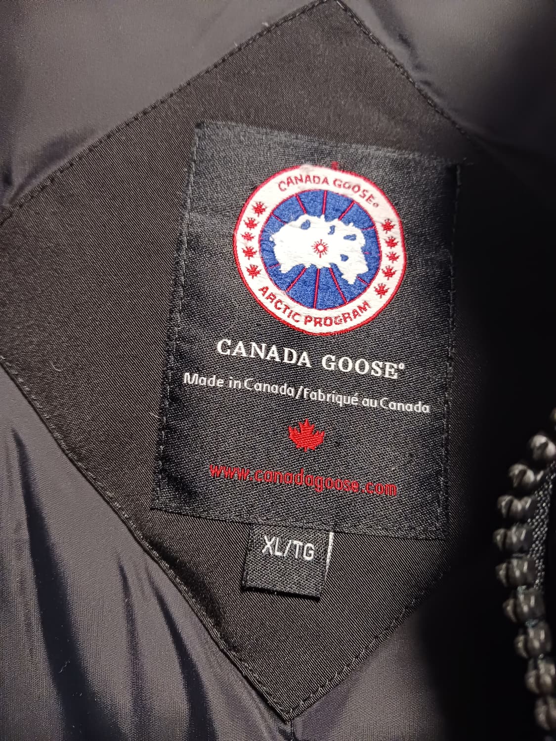 캐나다구스 익스페디션 파카 블랙 상품이미지4