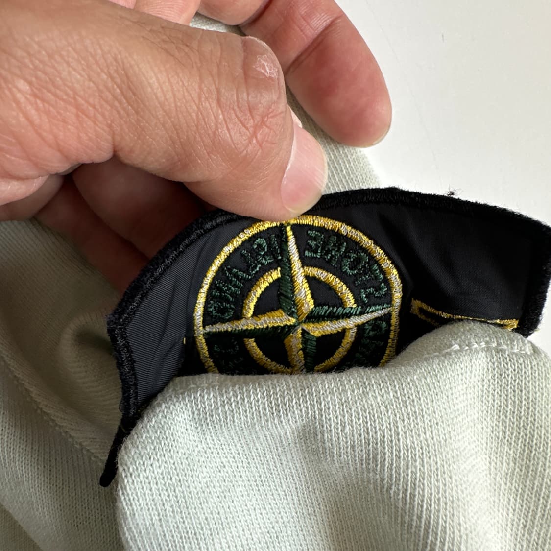 Stone island 스톤아일랜드 라임 와펜 니트 맨투맨 상품이미지5