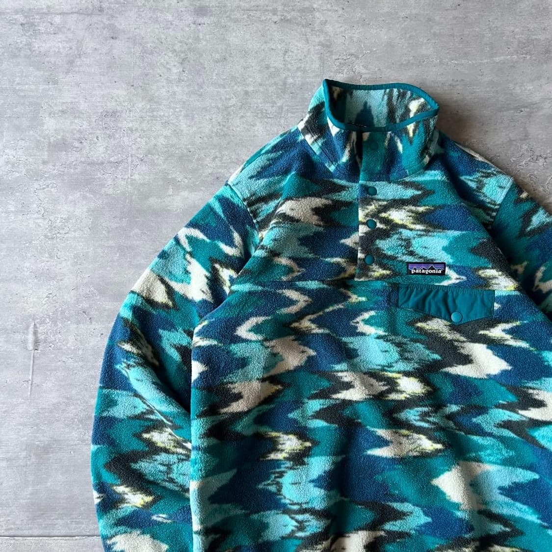 파타고니아 신칠라 블루 아즈텍 패턴 라이트웨이트 스냅티 플리스 풀오버 상품이미지1