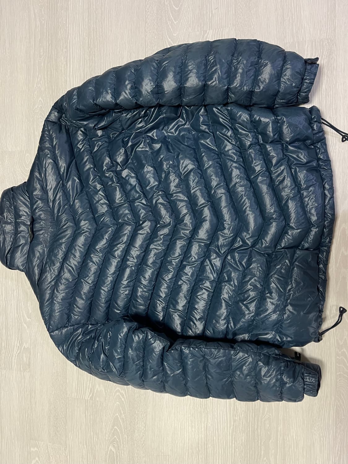 컬럼비아 경량패딩 L 상품이미지2