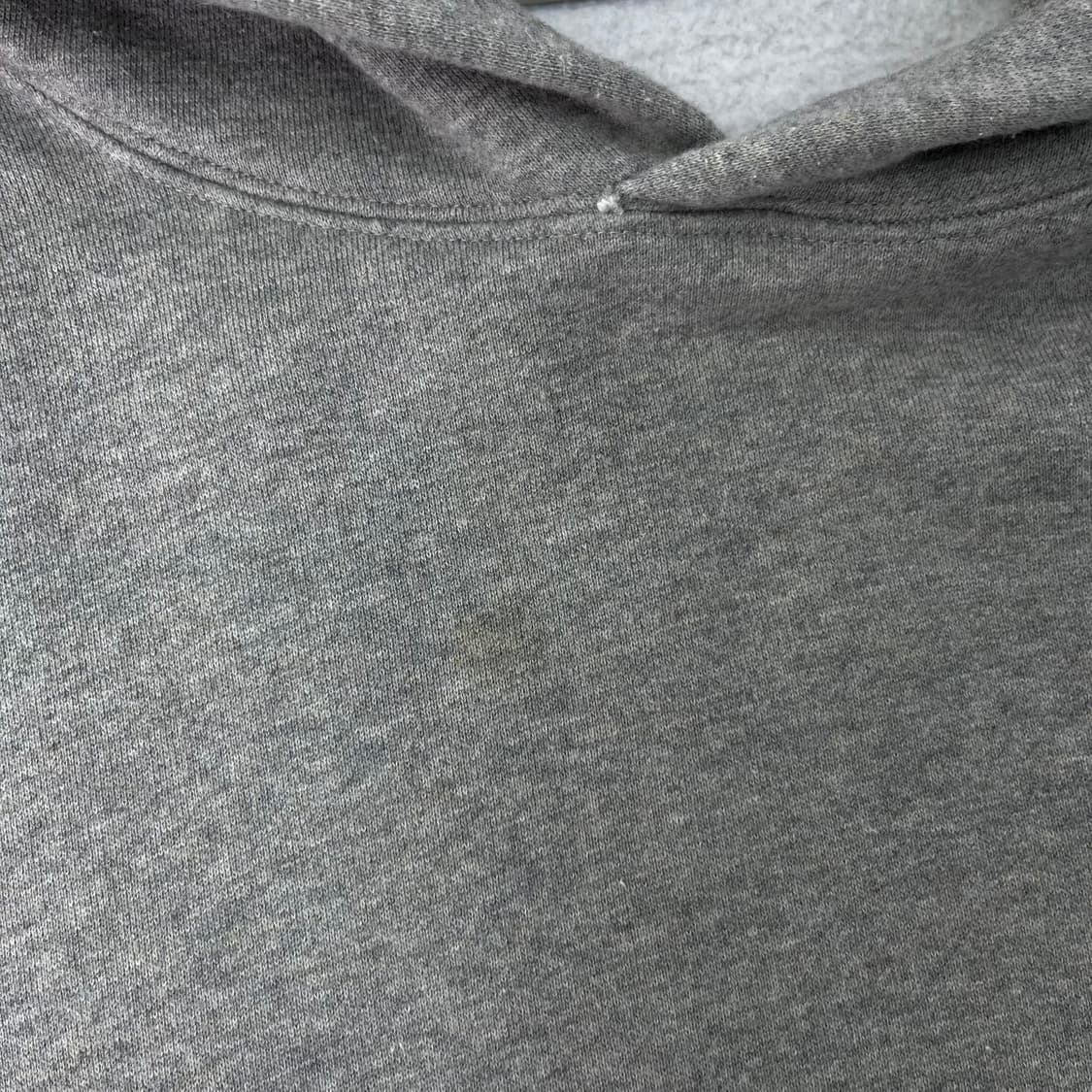 110 피오갓 에센셜 백로고 그레이 후드티 상품이미지5