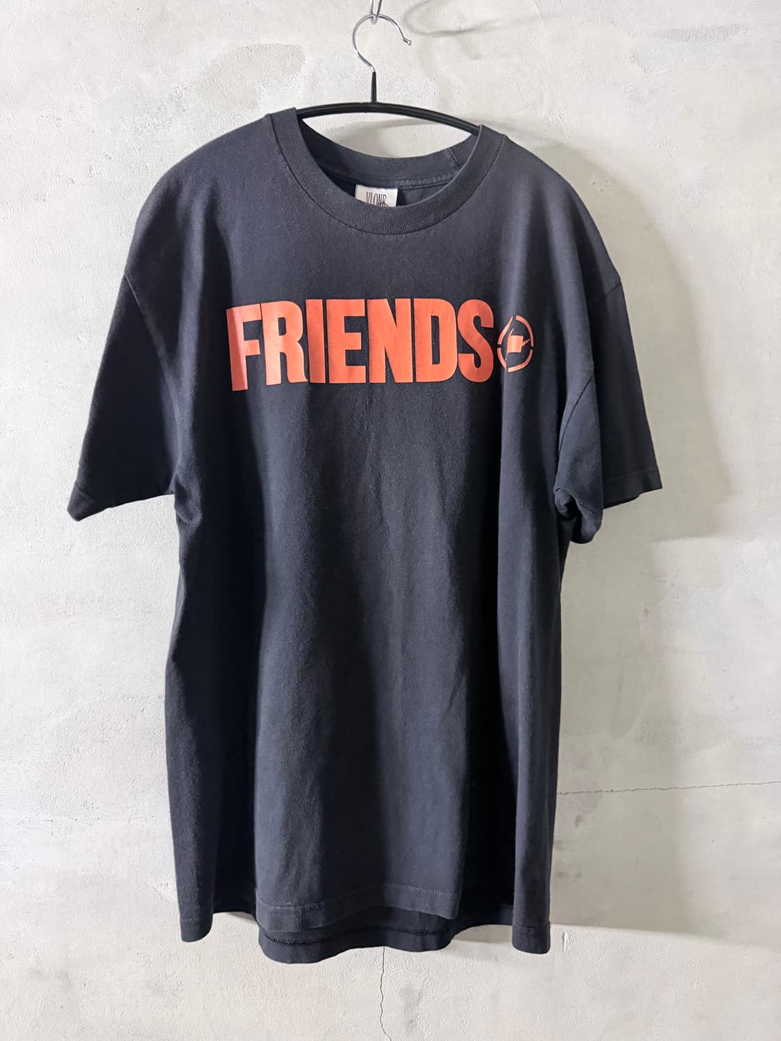 브이론 프라그먼트 티셔츠 상품이미지1