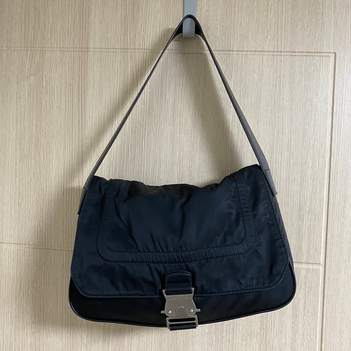 마뗑킴 버클 백 블랙 상품이미지1