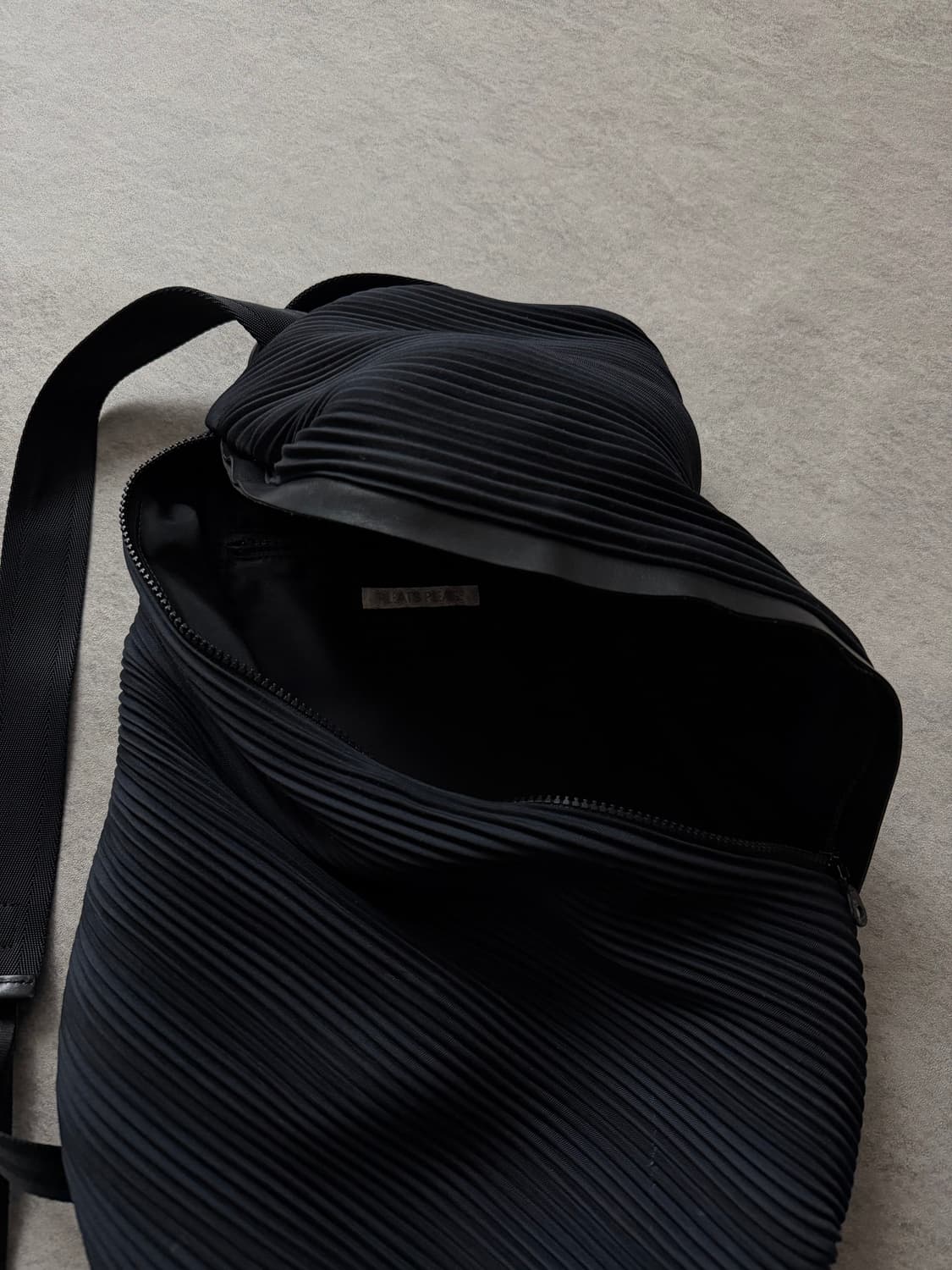 이세이미야케 플리츠플리즈 바이어스 백팩 상품이미지7