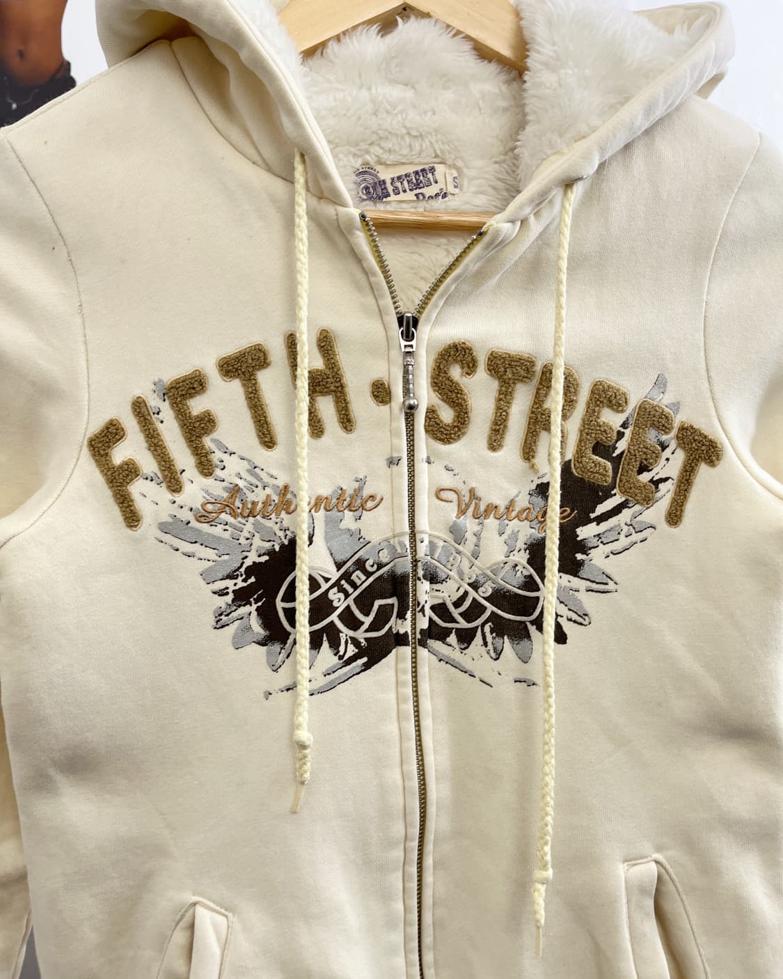 올드 빈티지 울프죠 후드집업 아이보리 상품이미지5