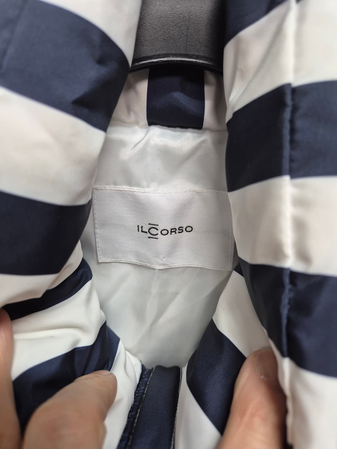 일꼬르소 푸퍼 스트라이프패딩 상품이미지2