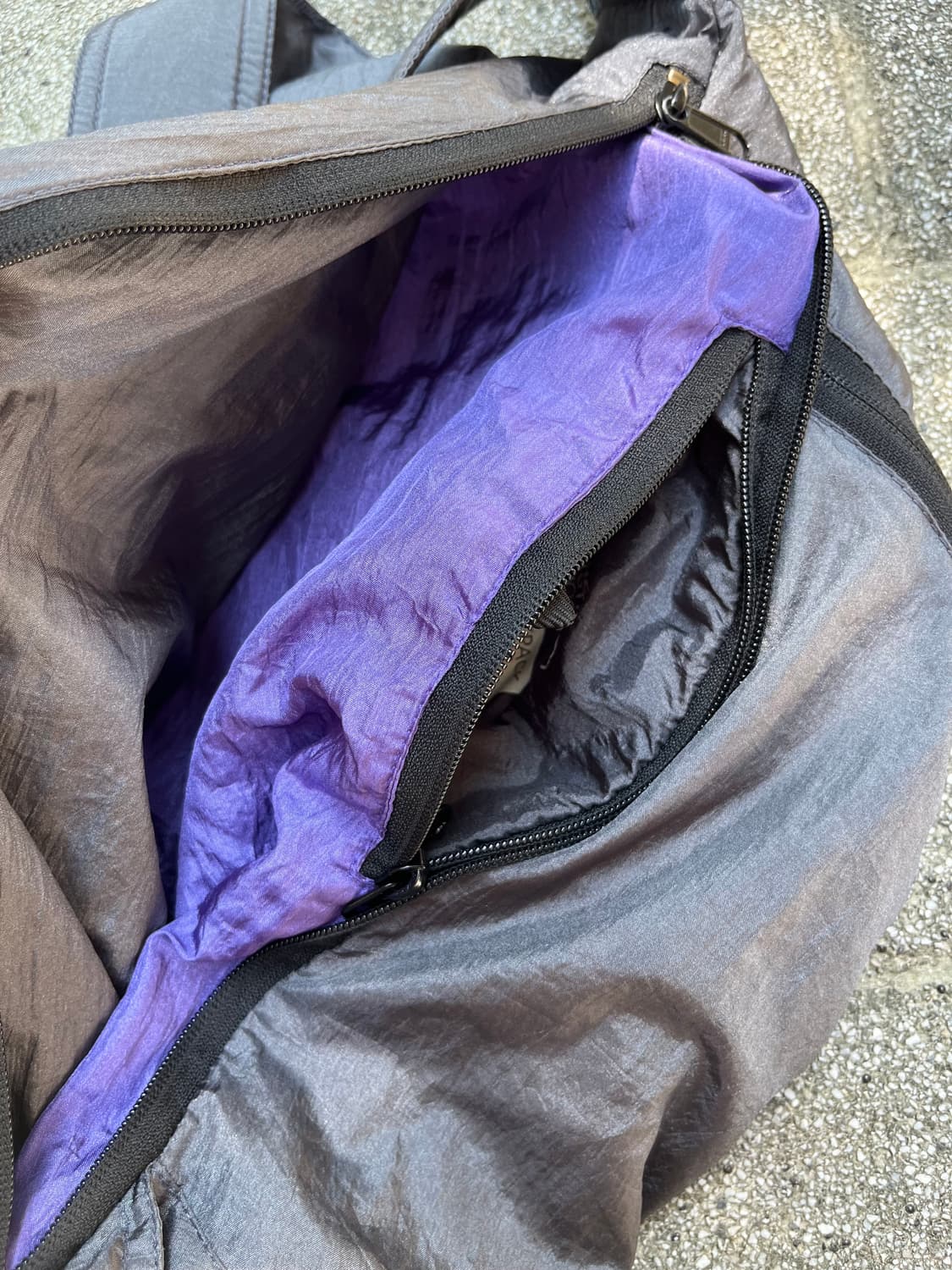 티켓투더문 백팩 그레이 25L 상품이미지5