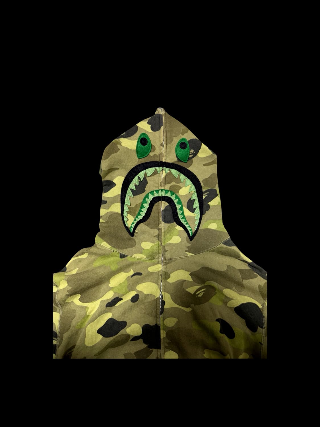 베이프 밀리터리 카모 샤크 후드 집업 상품이미지3