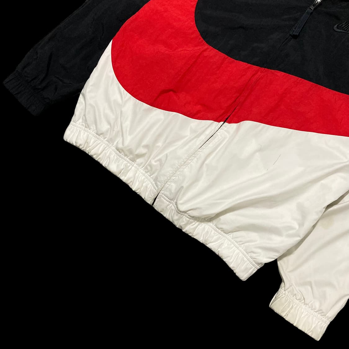 NIKE 나이키 빅 스우시 검빨 바람막이 상품이미지4