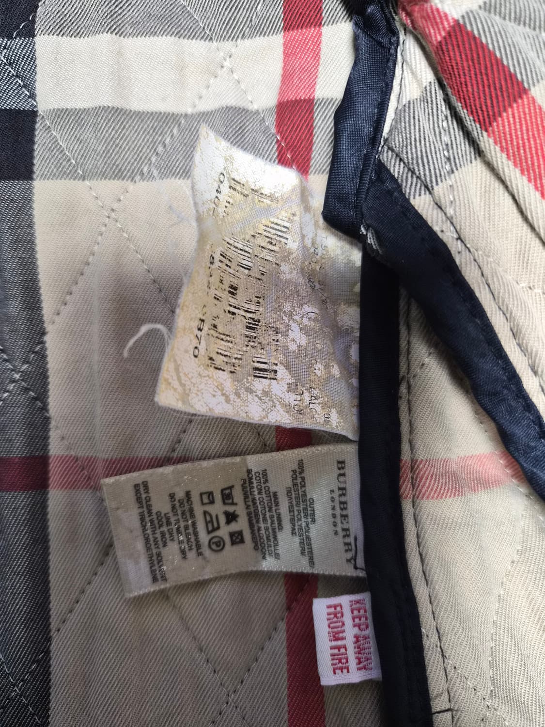 버버리키즈 퀄팅자켓 18M 상품이미지5