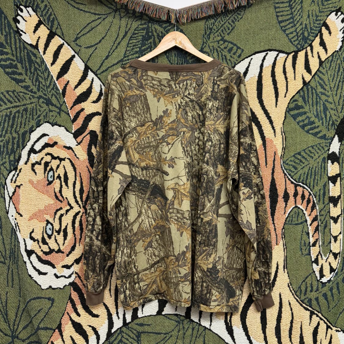 90s USA made 리얼트리 롱슬리브 티셔츠 (XL)   상품이미지3