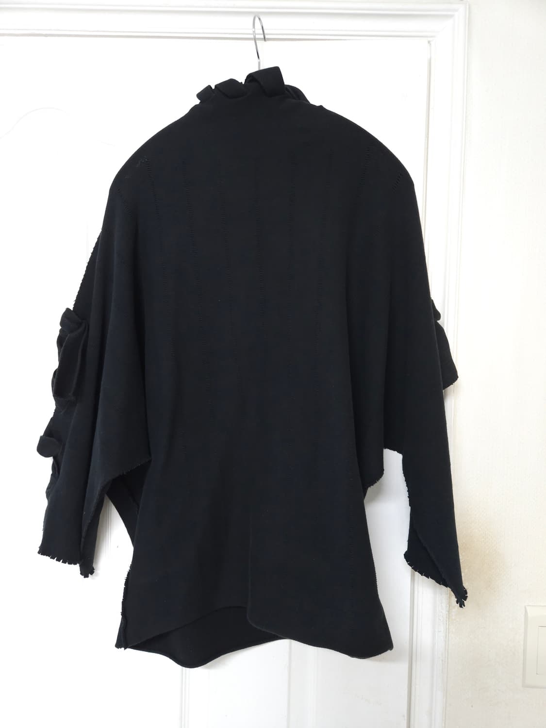 이세이 미야케 매듭 디테일 7부 니트 상품이미지2