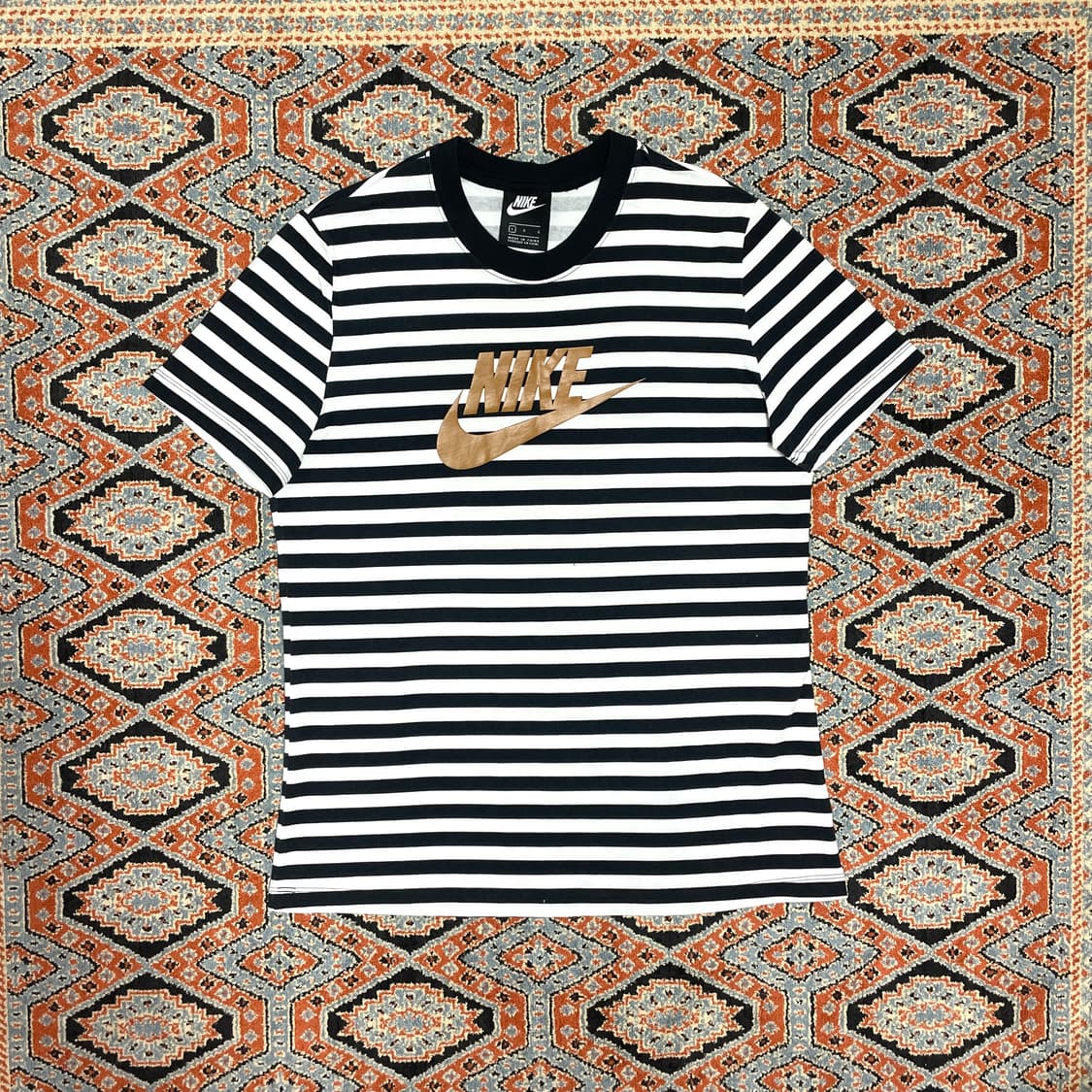 나이키 빅로고 단가라 반팔티셔츠 여성L 상품이미지1