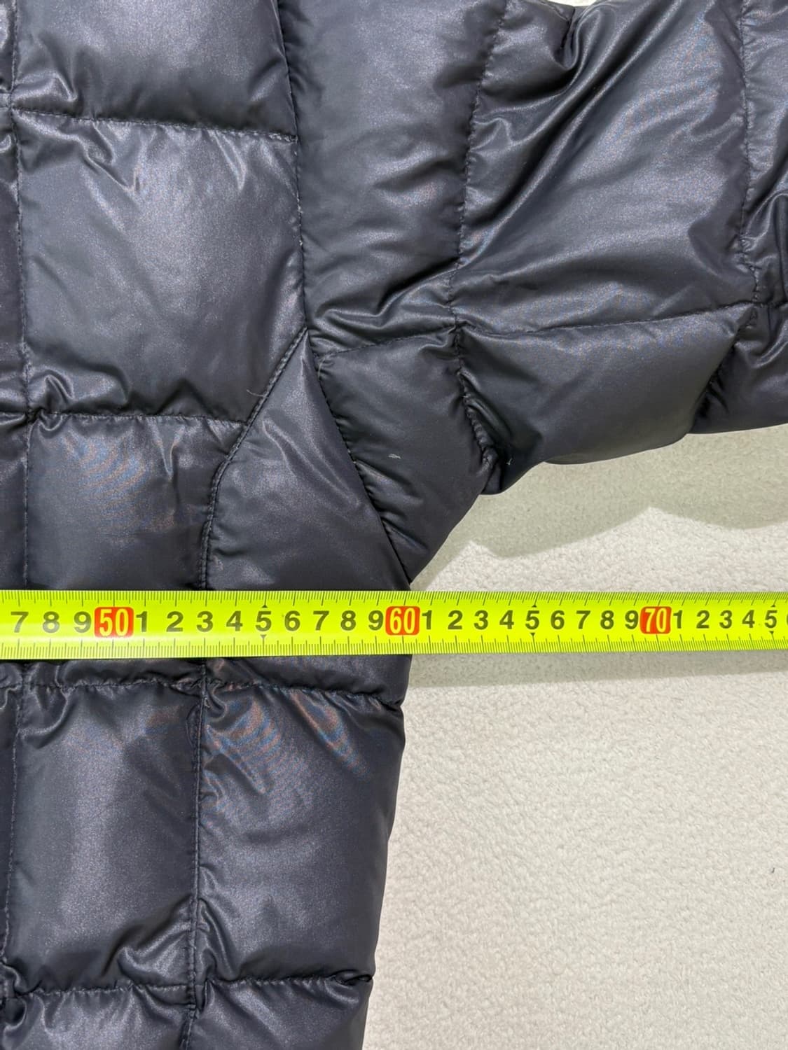 노스페이스 구스 경량패딩 105 사이즈 상품이미지3