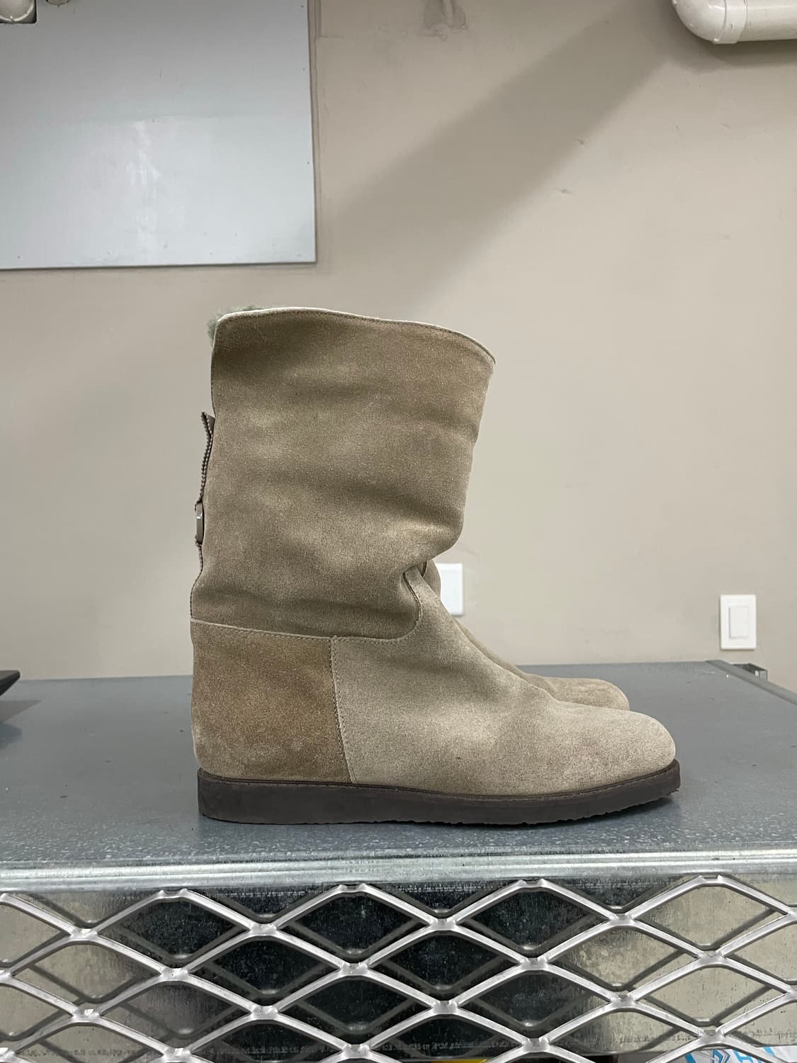 페라가모 스웨이드 롱 부츠 250 상품이미지4