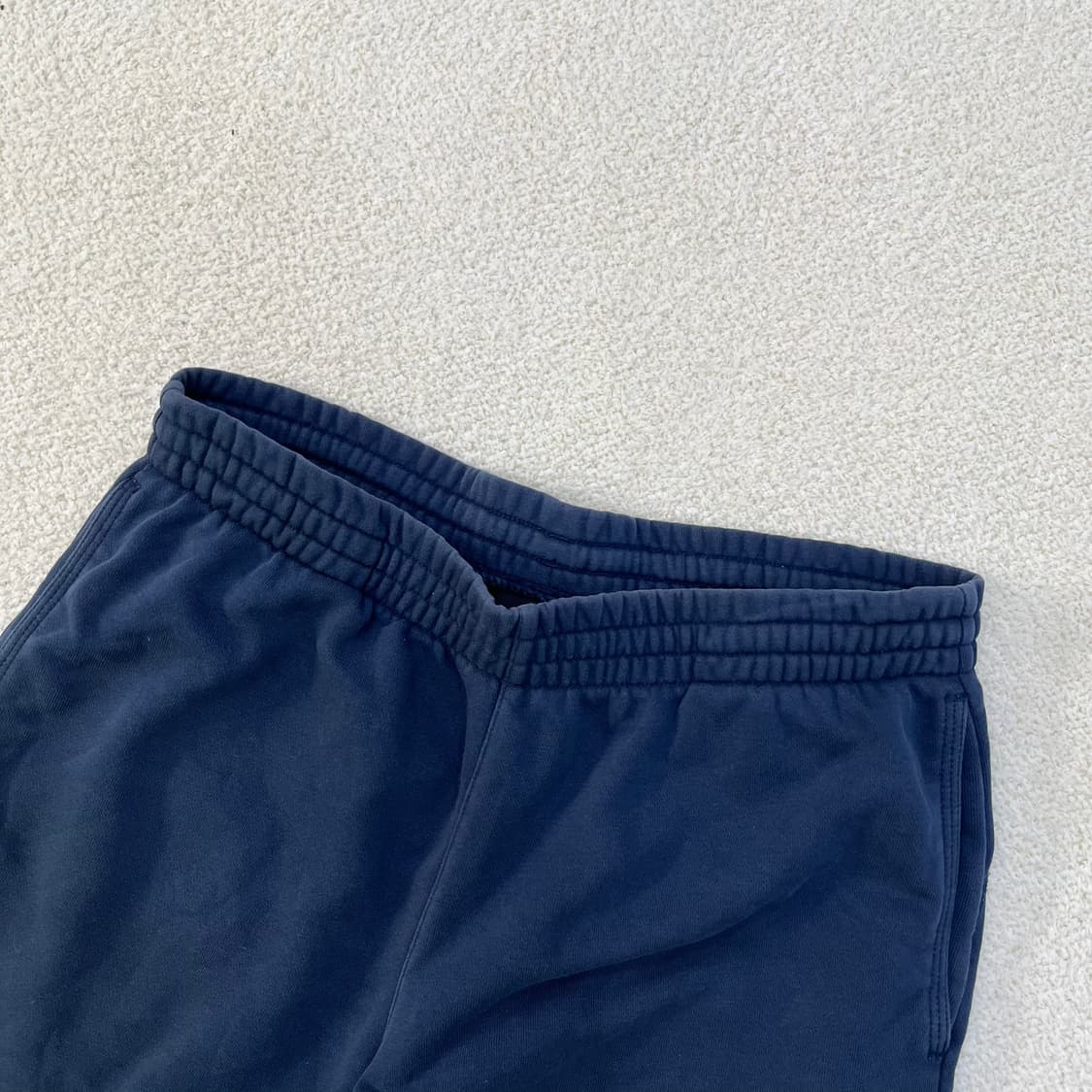 100 아디다스 에센셜 밴딩 스웻팬츠 0310M 상품이미지2