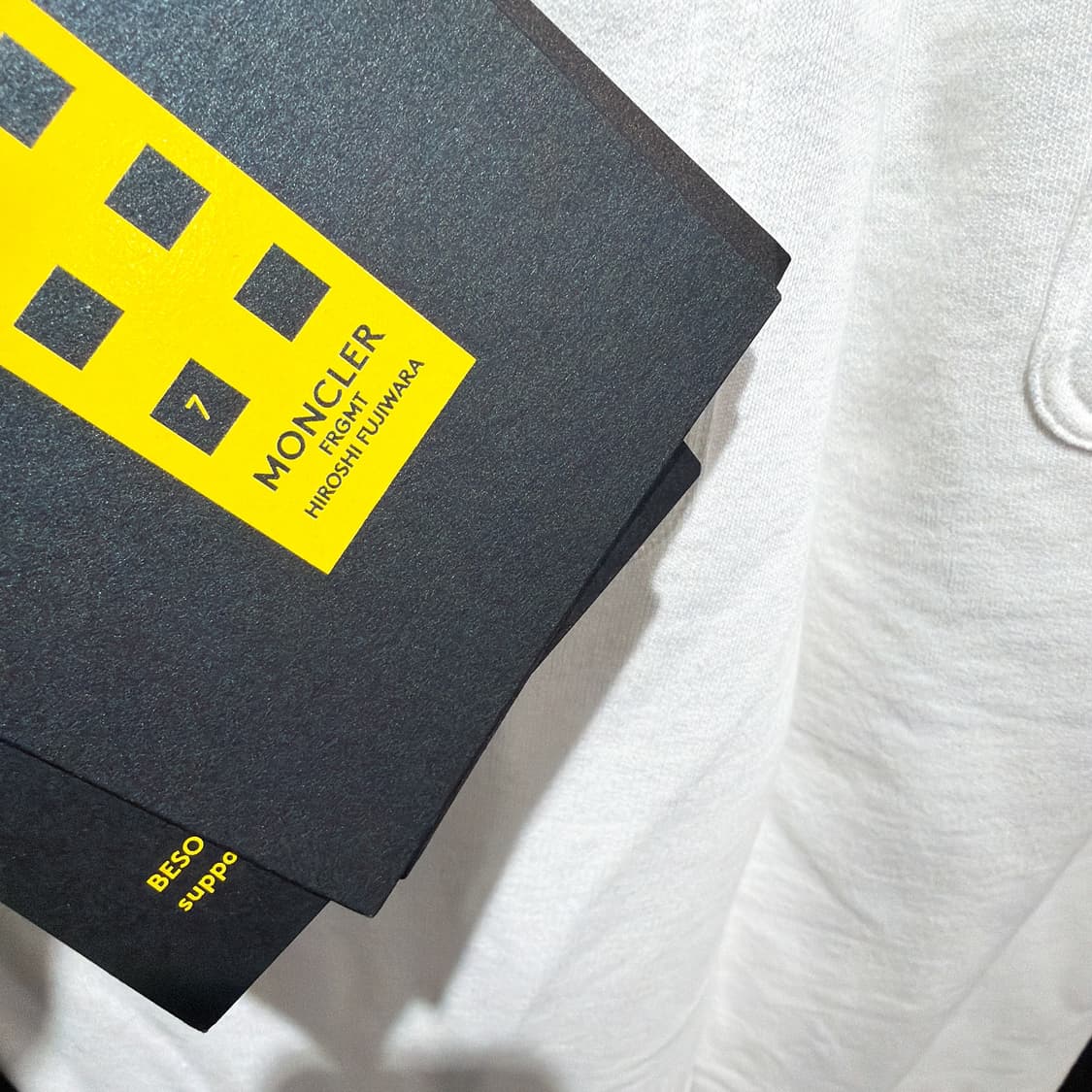 (정품/새상품) 몽클레어 X 프라그먼트 공용 화이트 조거팬츠 스웻팬츠 상품이미지5