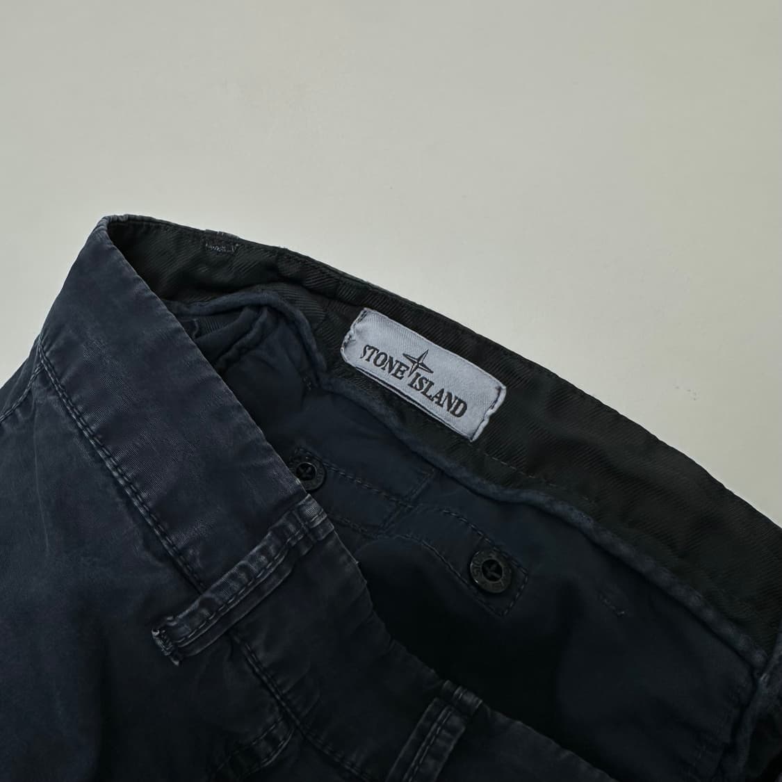 스톤아일랜드 가먼트워싱 카고 쇼츠 상품이미지5