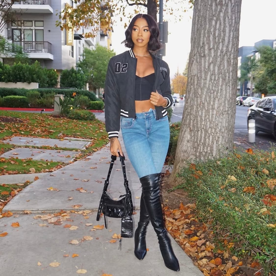 [새제품] 트루 릴리젼 블랙 바시티 자켓 상품이미지7