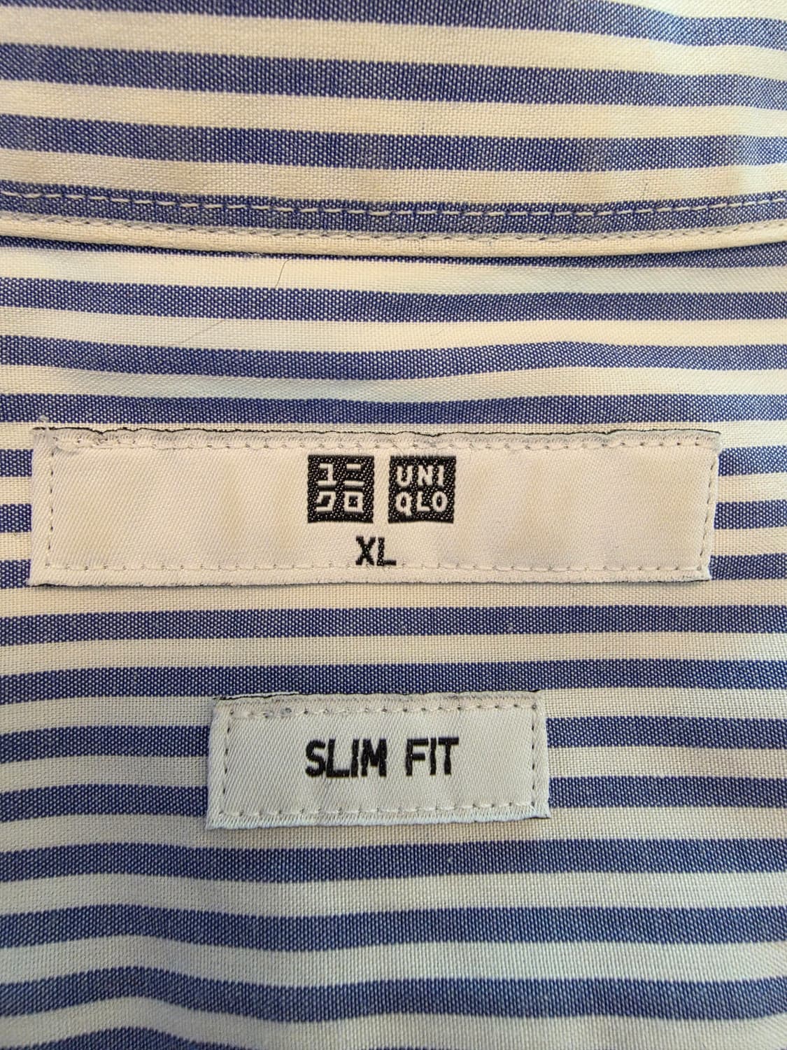 유니클로 Slim Fit 셔츠 Navy & Grey Stripe XL

 상품이미지4