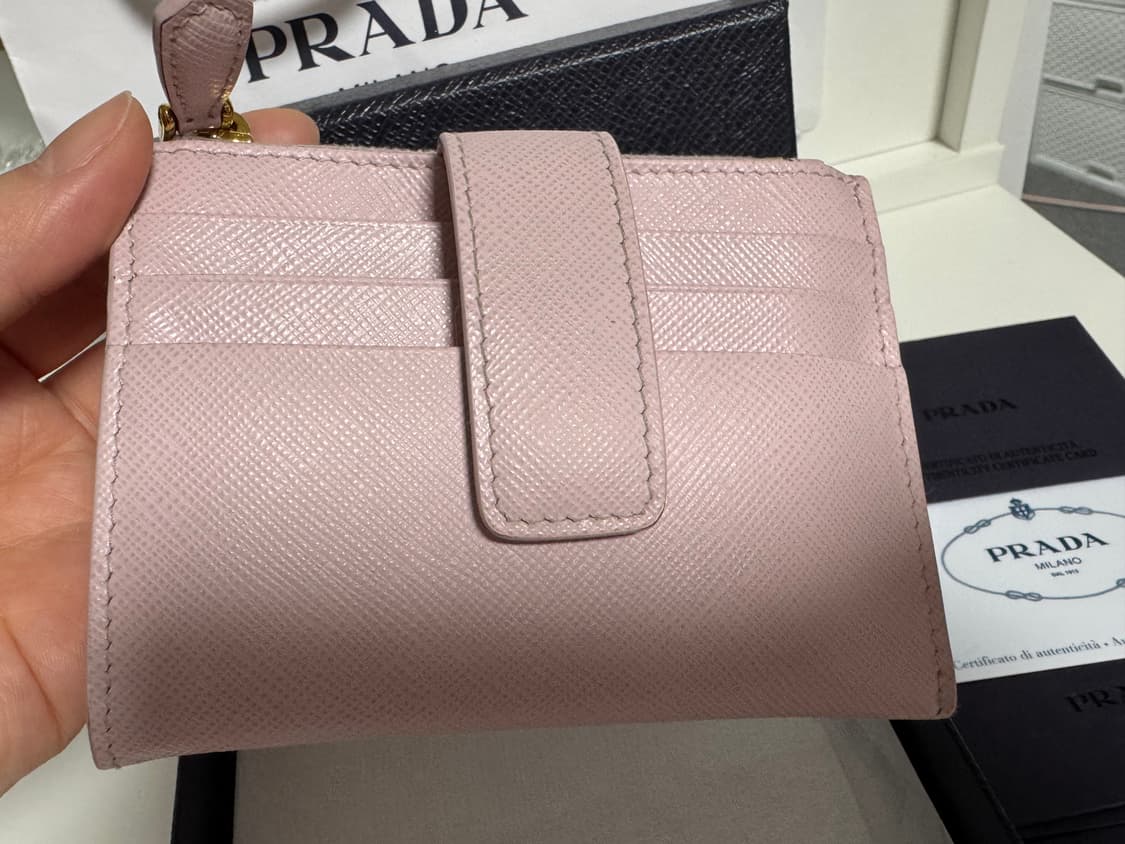 정품 프라다 카드지갑 반지갑 지퍼지갑 여성지갑 풀박스 상품이미지3