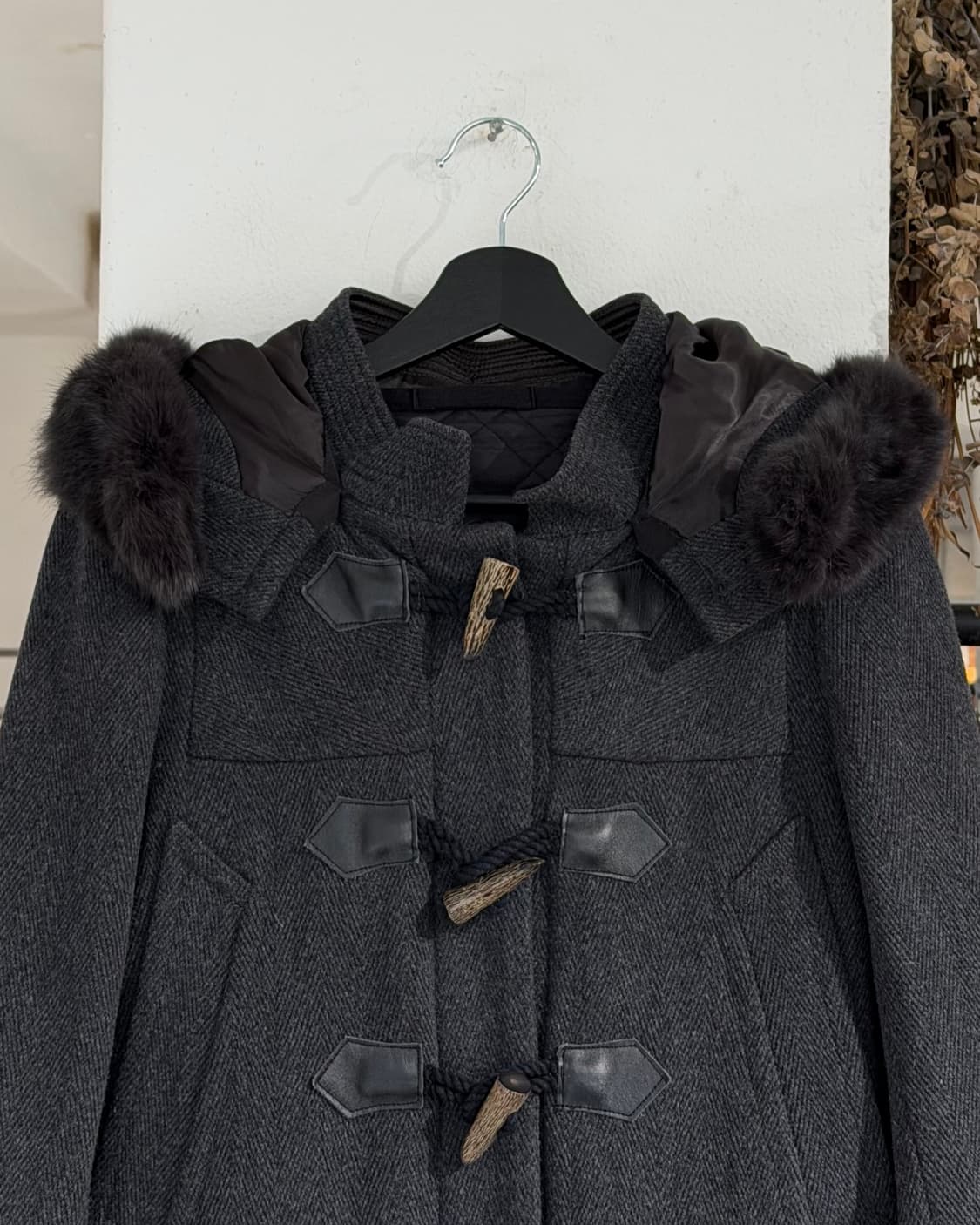 사카이 차콜 포켓 후드 더플 코트 상품이미지4