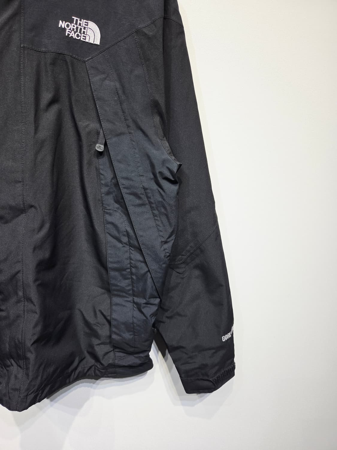 노스페이스 고어텍스 마운틴 자켓 바람막이 블랙 상품이미지5