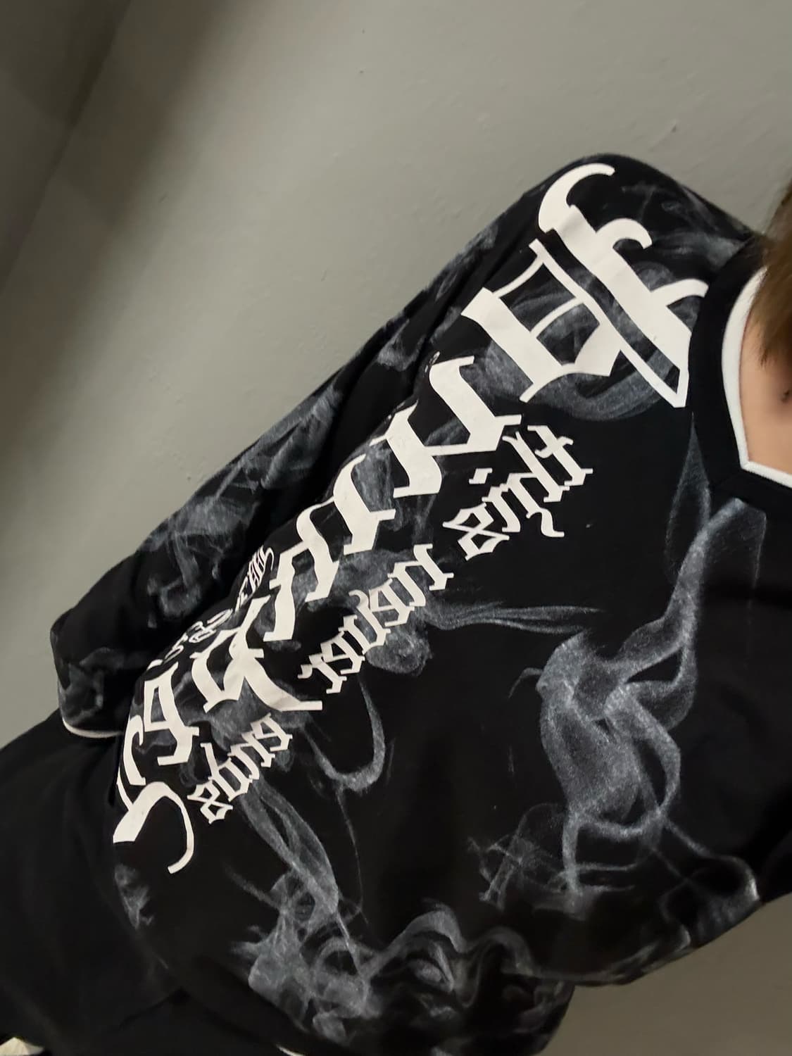 Clash Ahead smoke lettering long sleeve 상품이미지1