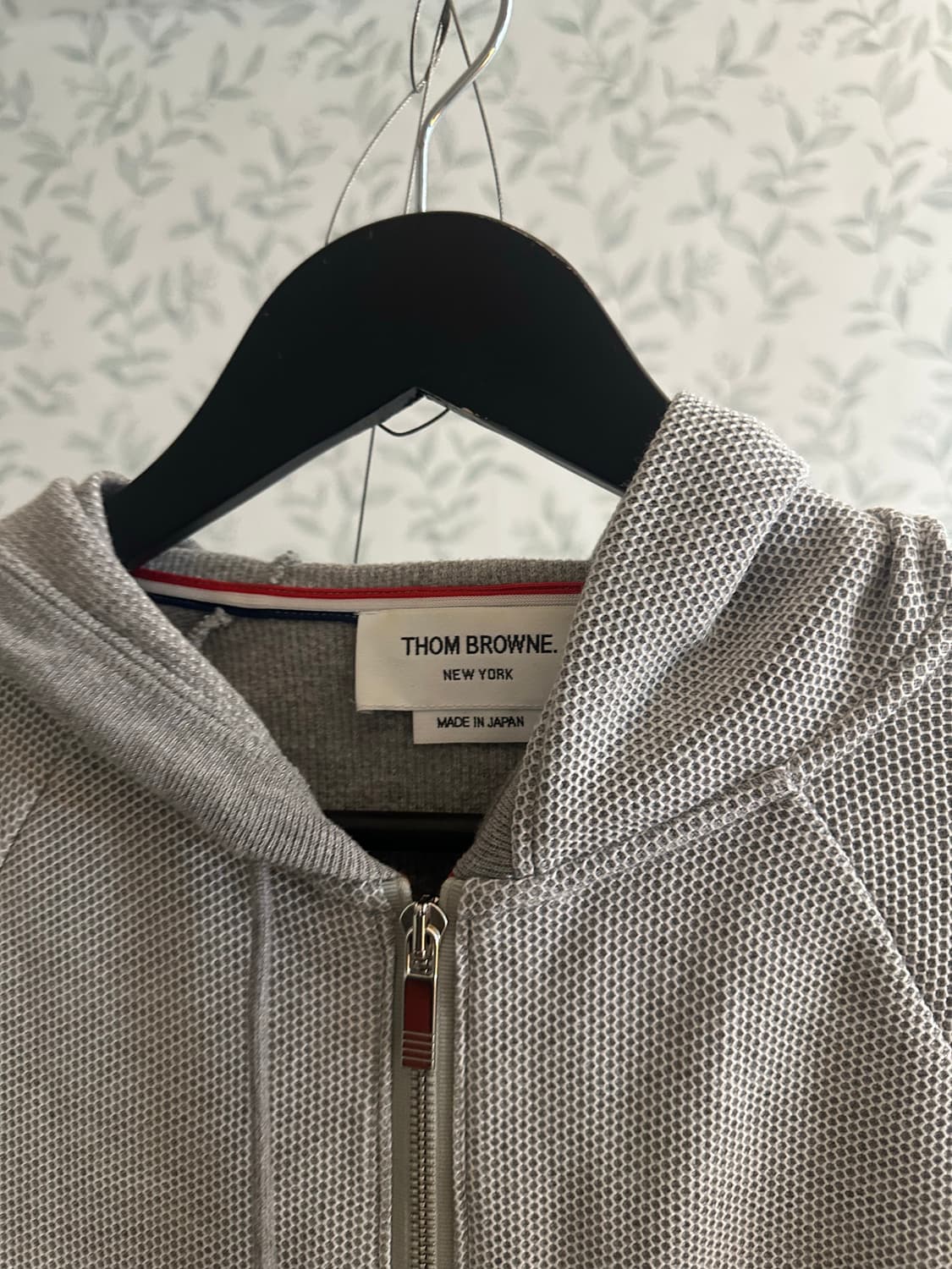 톰브라운 후드집업  회색 1사이즈 상품이미지3