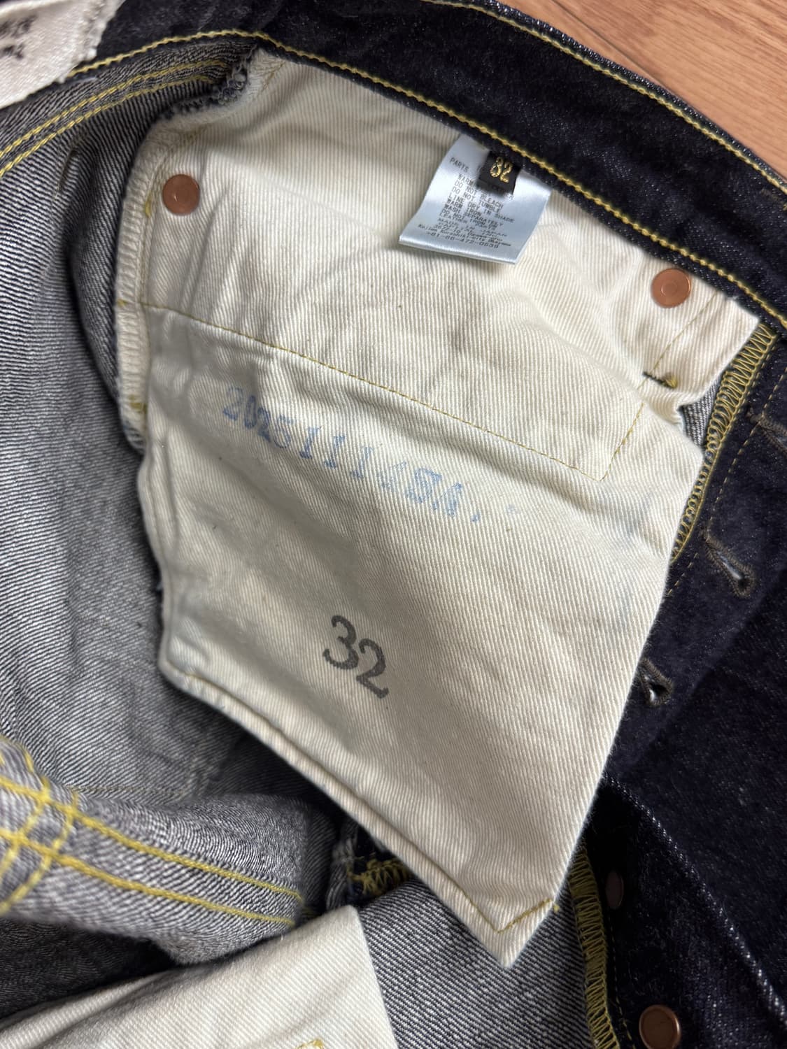 캐피탈 원 워시 데님 팬츠 (32) 상품이미지3