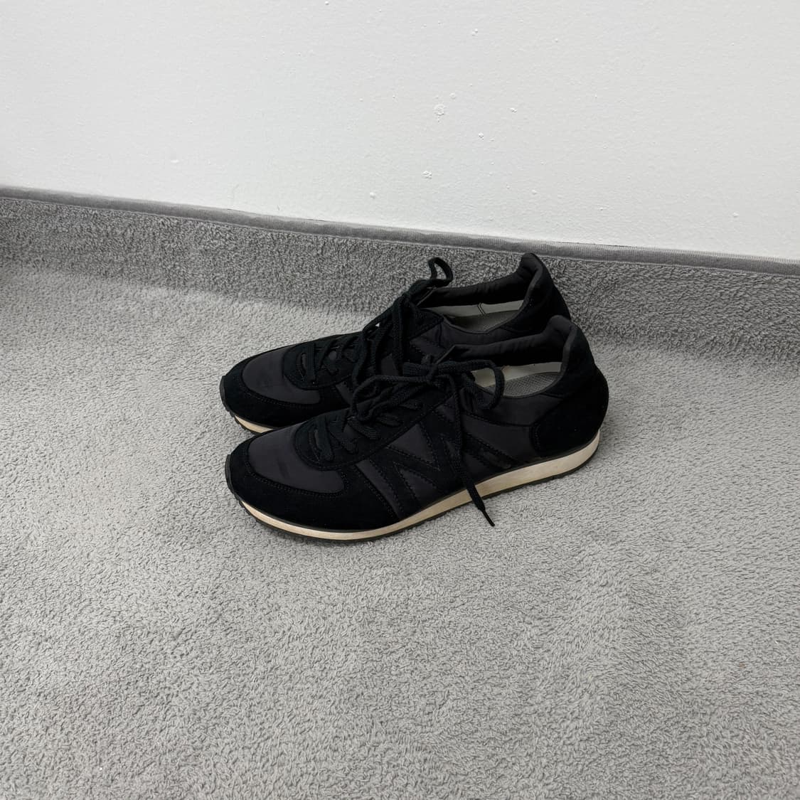 Margaret Howell x Mizuno sneakers 상품이미지2