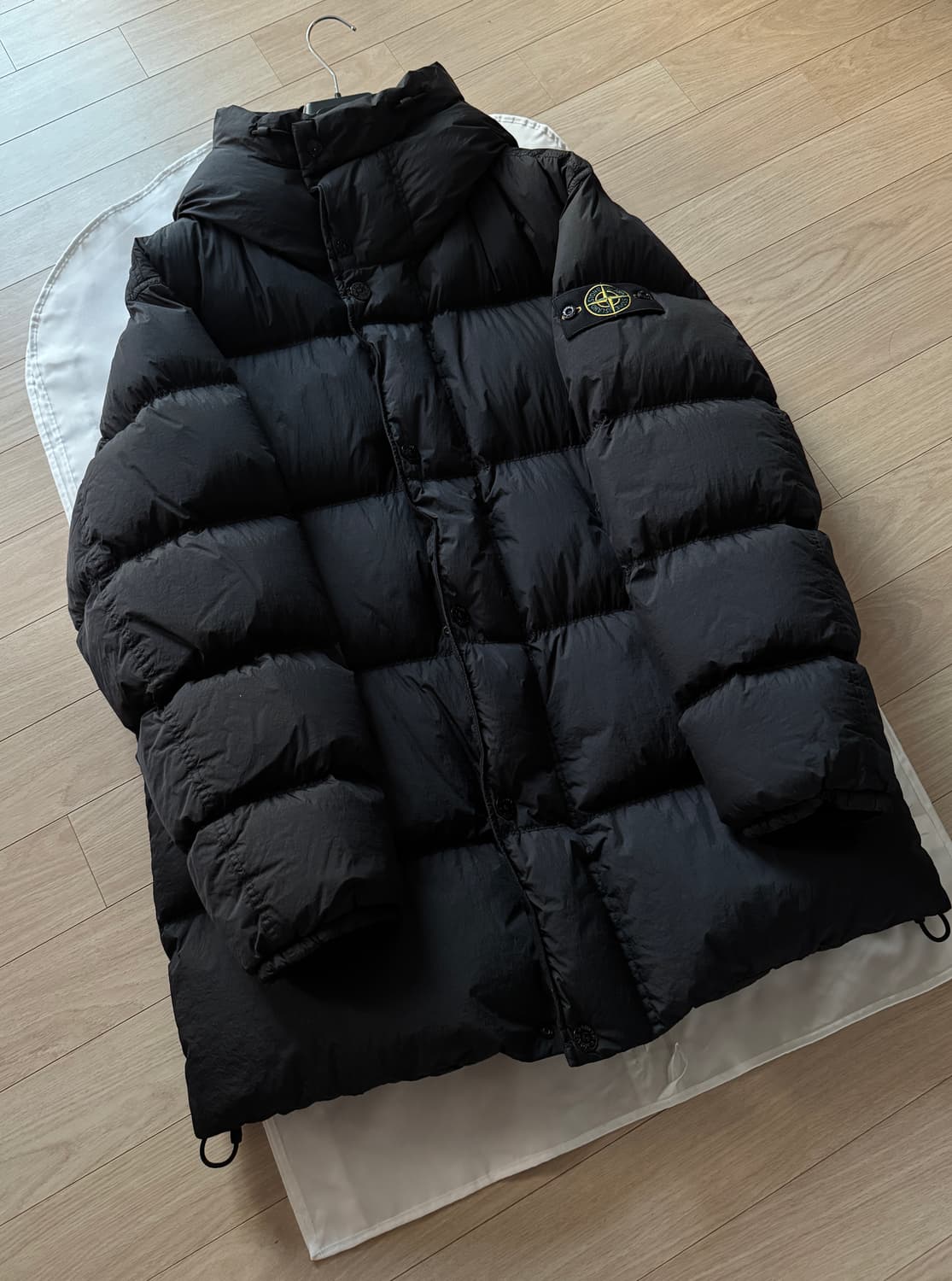 [ XL ] 25FW 스톤아일랜드 크링클랩스 윈드 레지스턴스 다운 패딩 상품이미지1