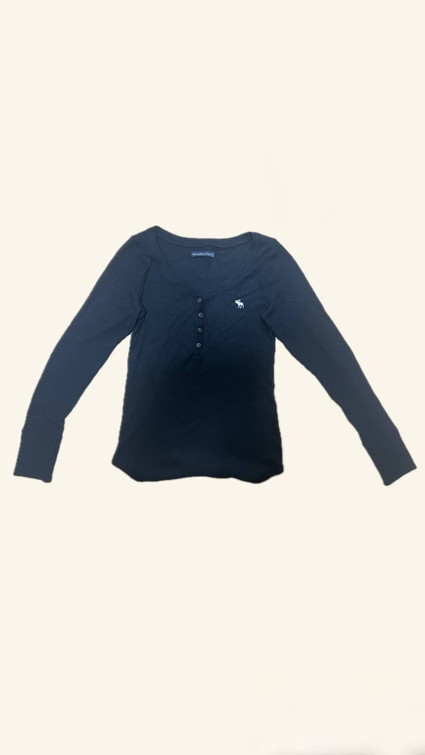 아베크롬비 블랙 니트재질 롱슬리브 s 상품이미지1