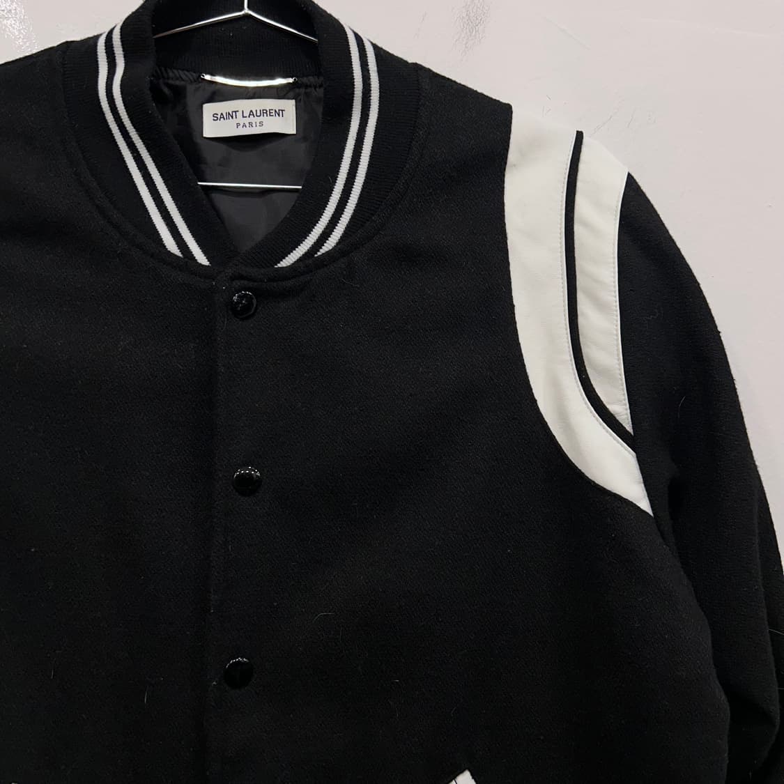 생로랑 울 배색 버튼 스타디움 자켓 상품이미지1