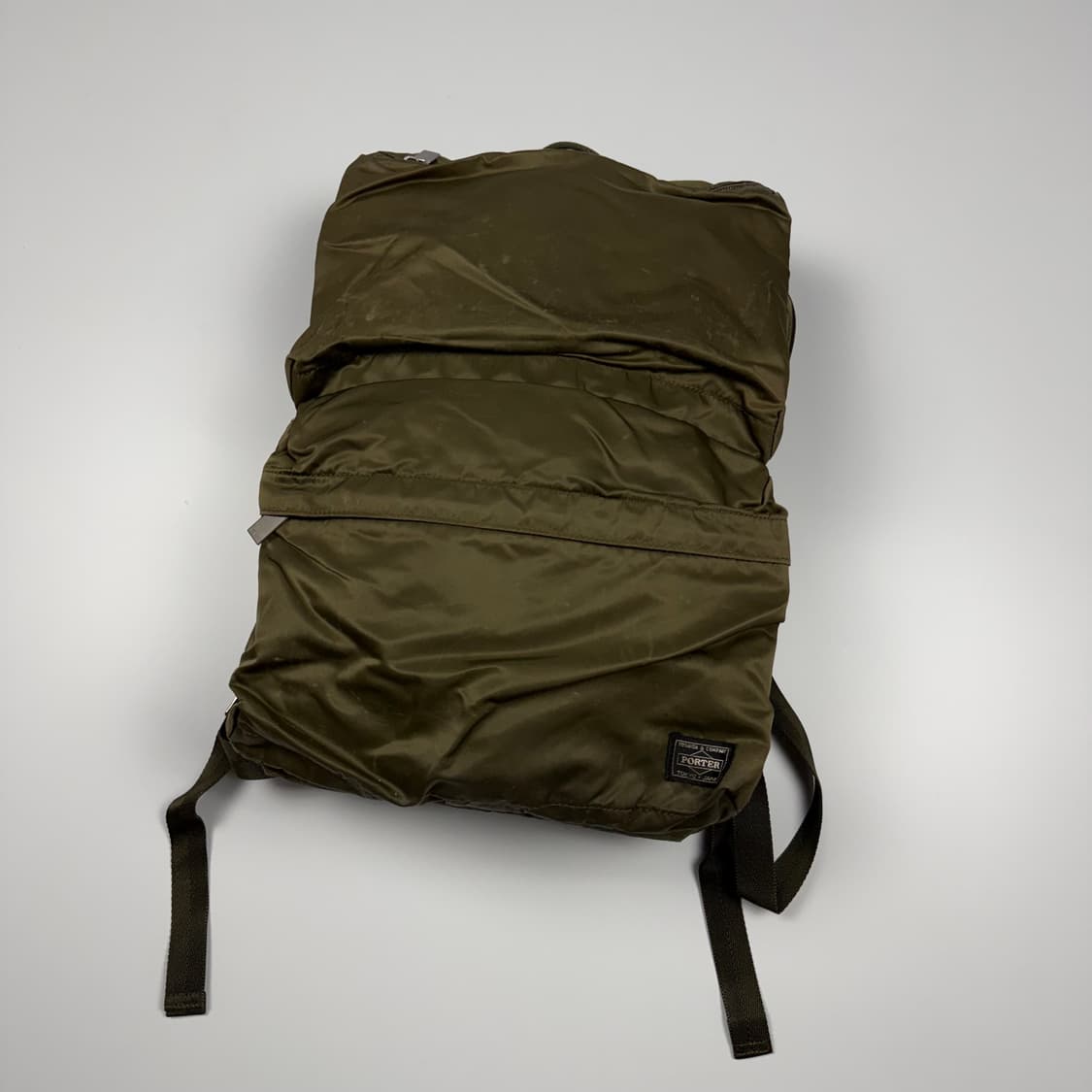 요시다포터 프레임(FRAME) 데이팩 백팩 올리브 상품이미지2