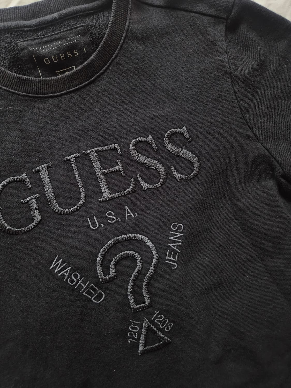 게스 자수 긴팔티 상품이미지2