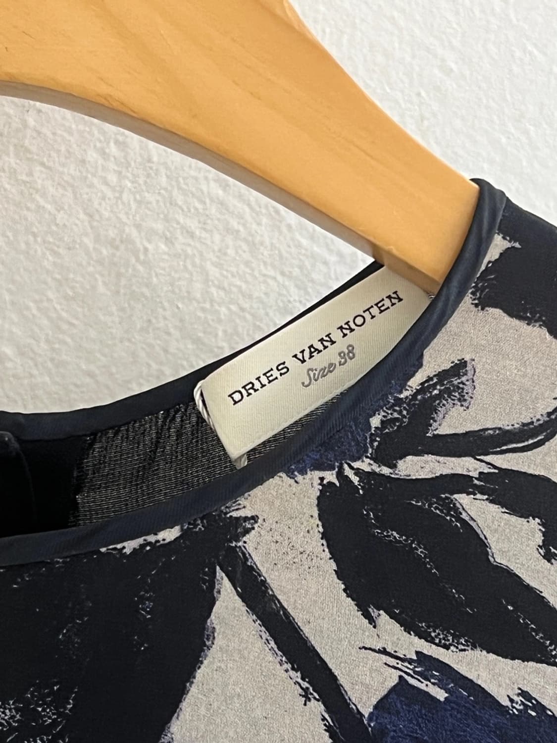 드리스반노튼 실크 탑 상품이미지2