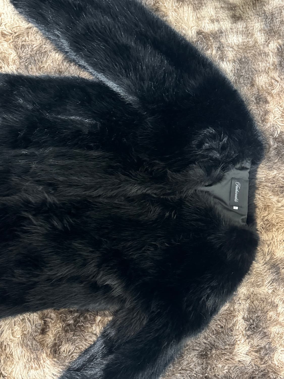 🖤 핫걸 vibe 퍼 자켓  상품이미지4