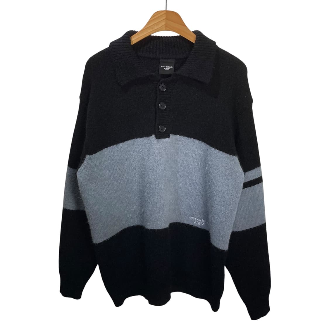 아크메드라비 카라넥 버튼 배색 니트 상품이미지2